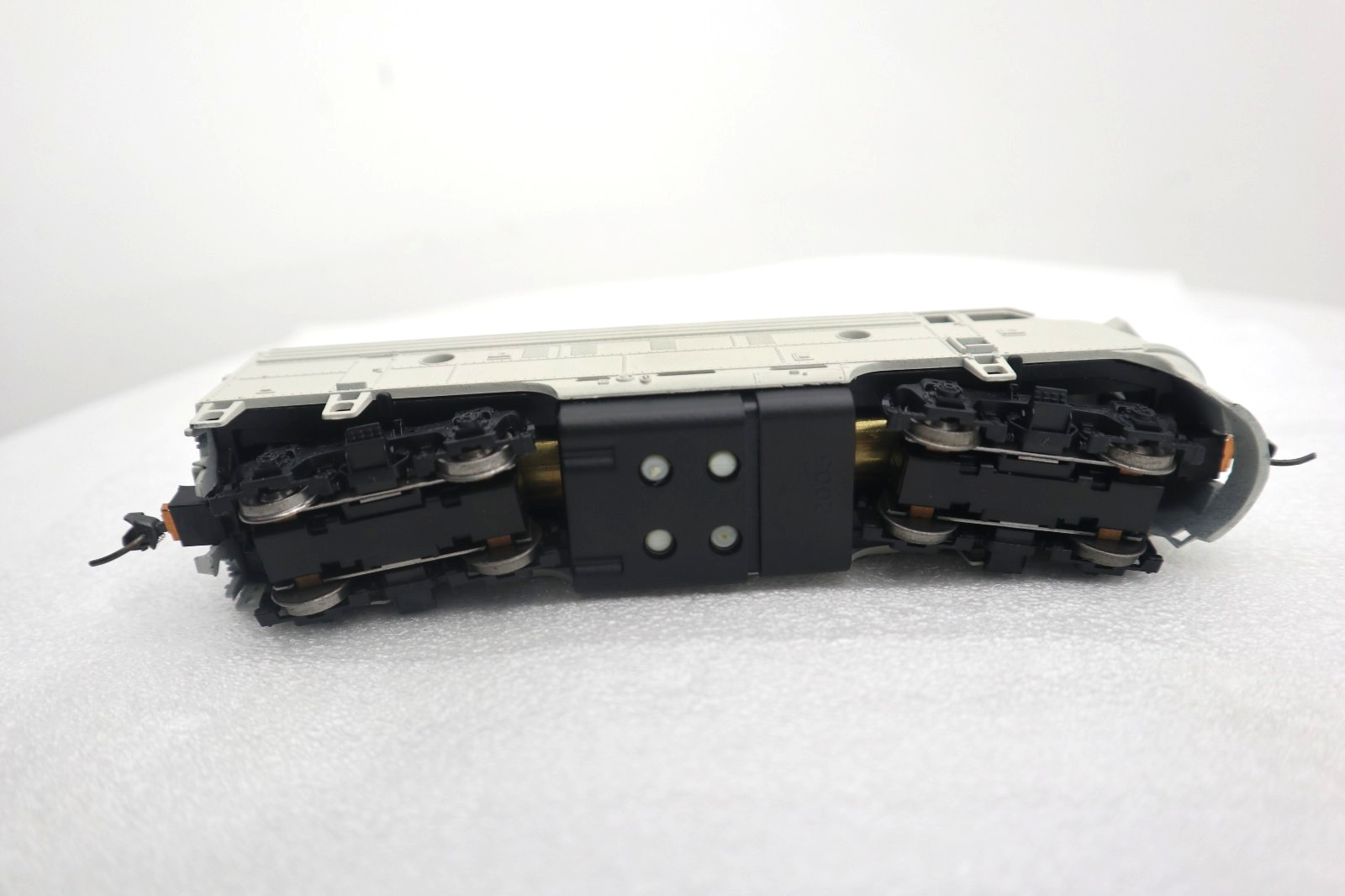 Vintage Athearn, HO, Repainted White F-7 Diesel Engine, C-7 EX