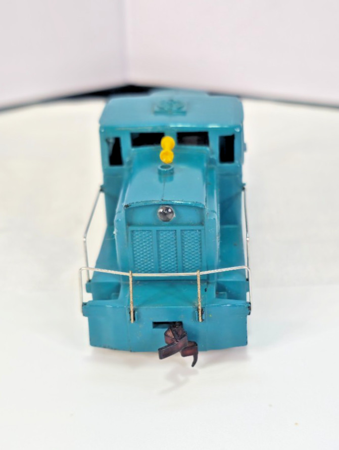 Vntg HO Scale Republic Steel No. 186 Center Cab Industrial Switcher Tested Video