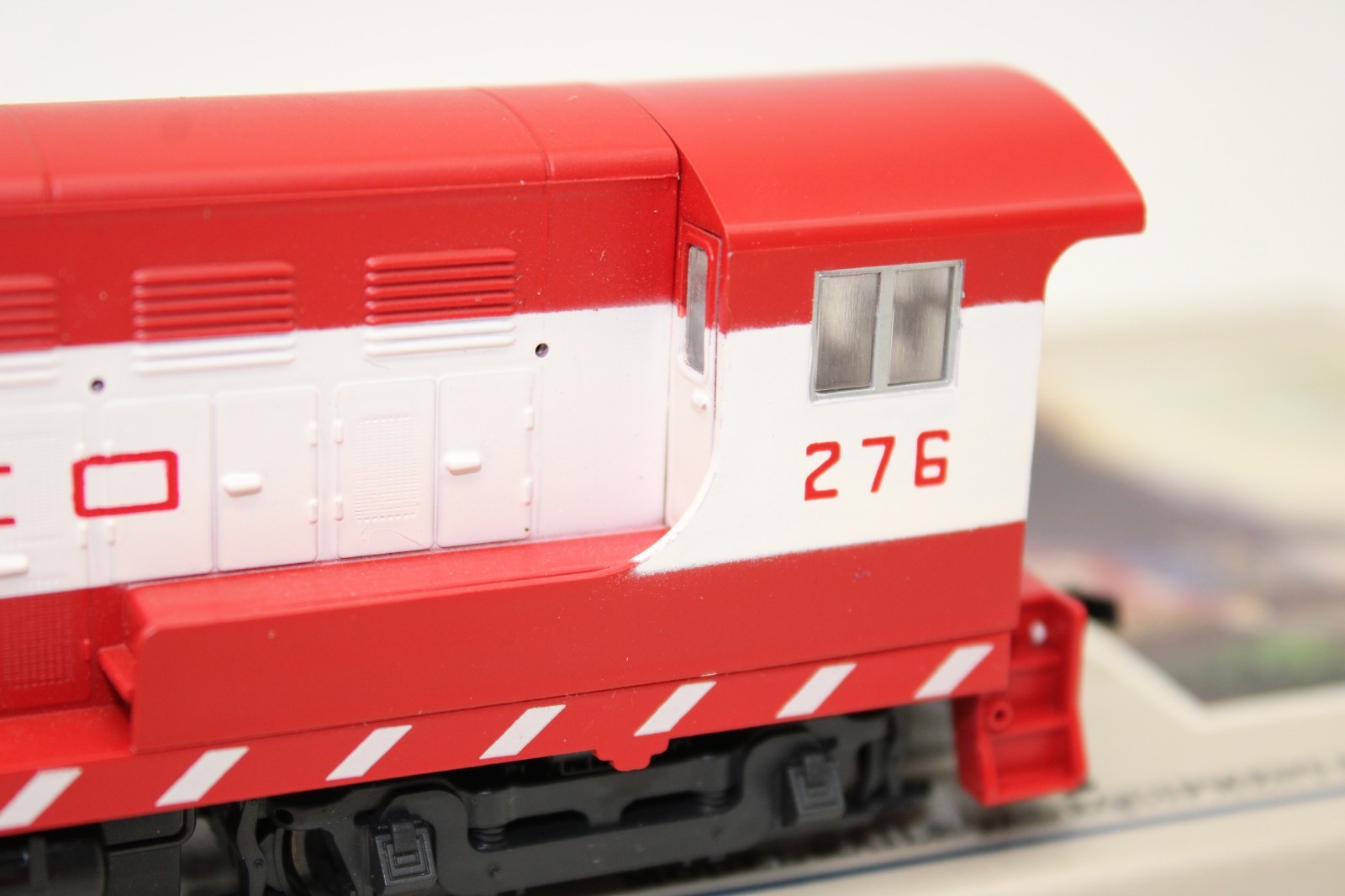 Walthers HO Scale SLSF Frisco FM H10-44 Diesel Locomotive #276 932-1323