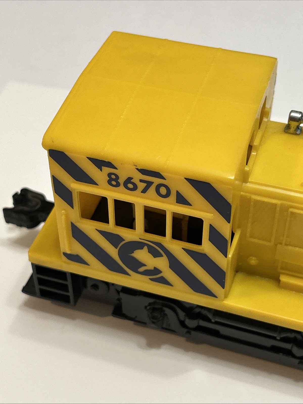 Vintage Lionel 8670 Chessie System Yard Switcher Engine Locomotive O Scale