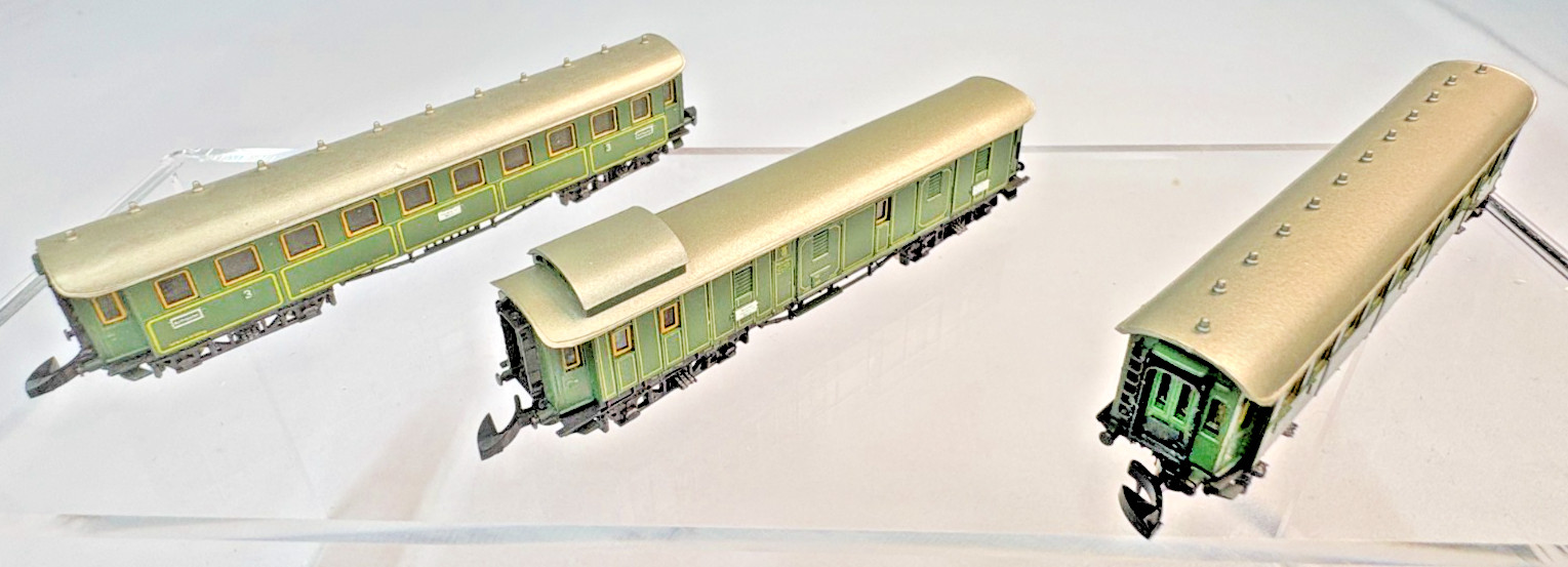 Z Scale Marklin Mini-Club 8102 K.Bay.Sts.B Bavarian S3/6 4-6-2 Loco & Passenger