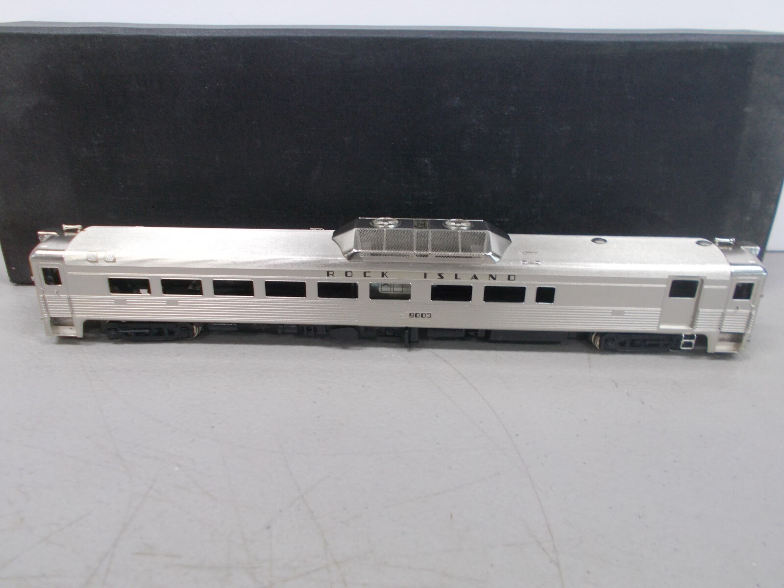 THE TRAIN SHOP ~BRASS ~ ROCK ISLAND RDC-2 MODERNIZED # 9903 COACH CAR ~HO SCALE