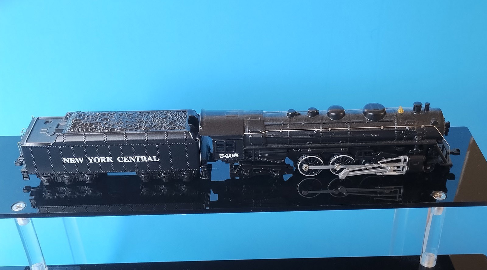 Lionel 1:120 Scale DieCast Locomotive – Classic Series – NYC Hudson J3a 4-8-4