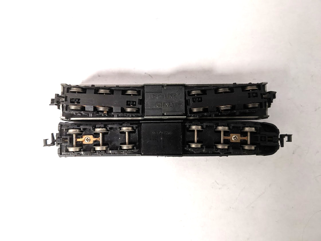 Dummy Lifelike #4300 NYC B Unit & Unbranded #4210 A unit N Scale No O/ Boxes C6