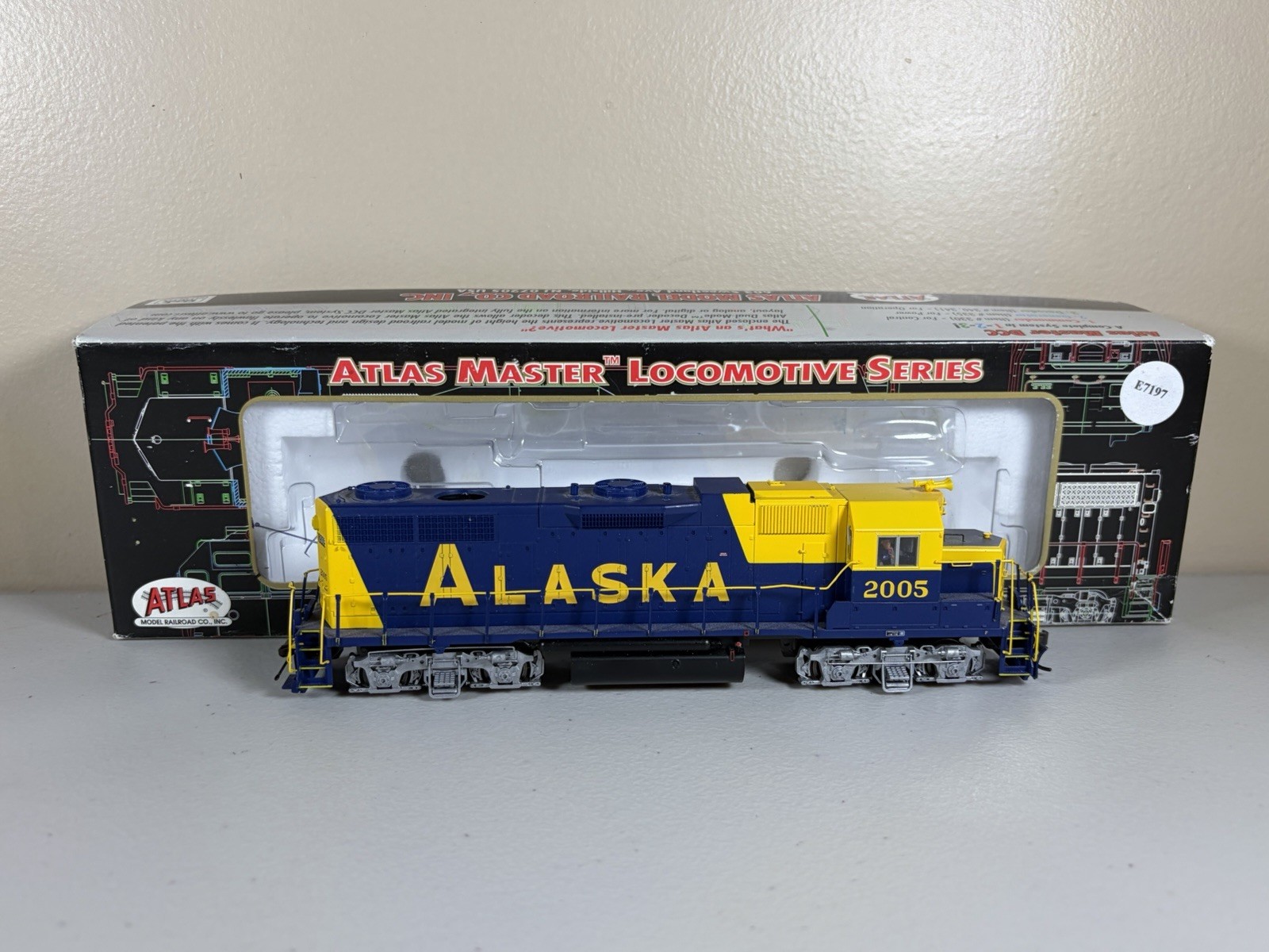 HO Altas DCC Ready Alaska GP38 #2005