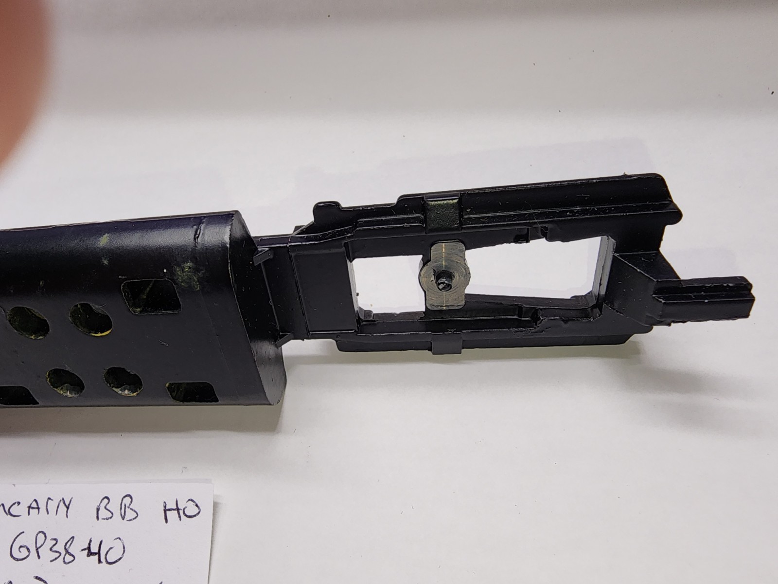 GP38 ATHEARN HO SCALE DIECAST METAL UNDERFRAME CHASSIS HEADLIGHT ASSEMBLY LOT