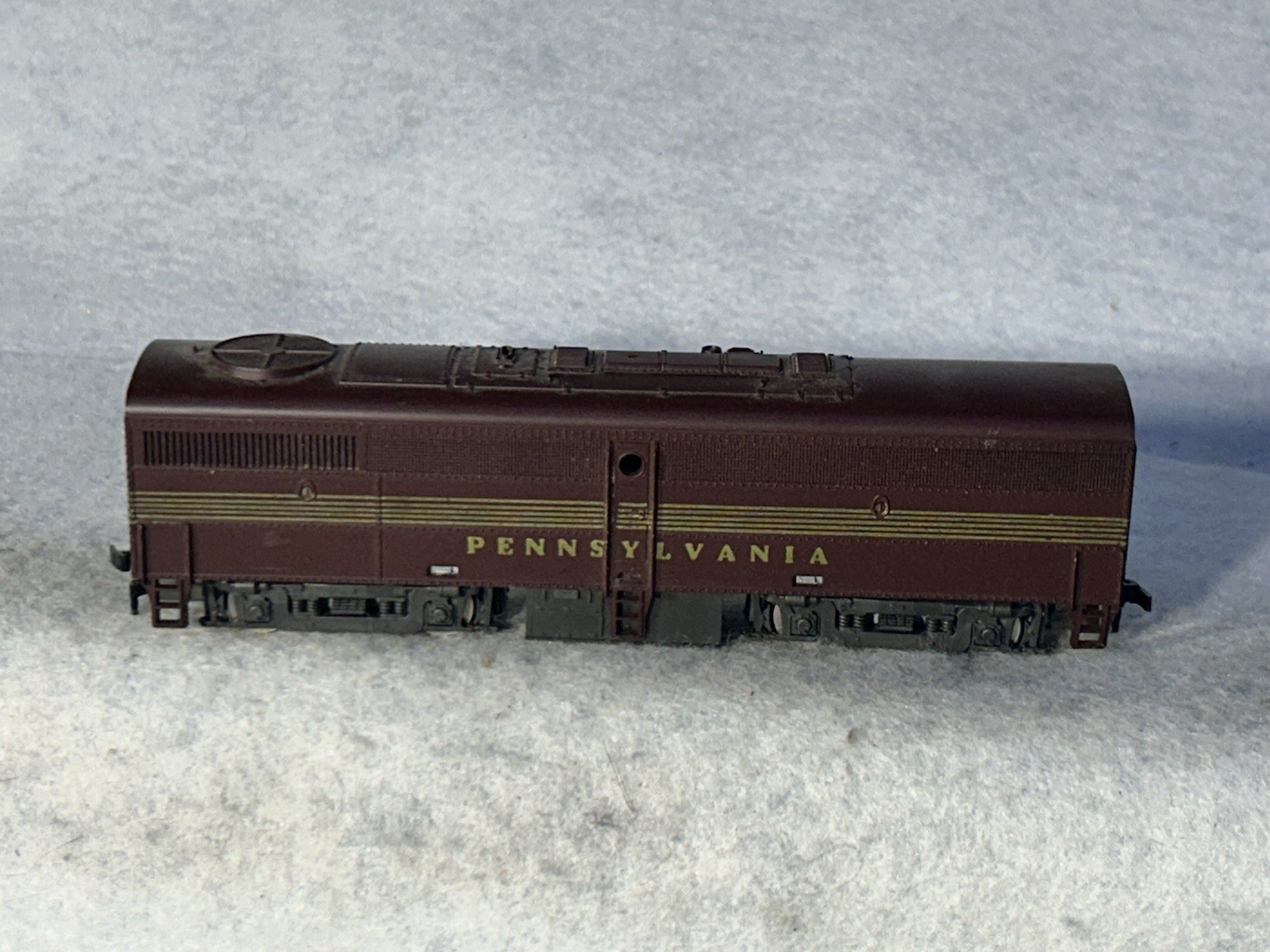 Cool ROCO Pennsylvania RR F-3B Locomotive Dummy HO (Ex Box)