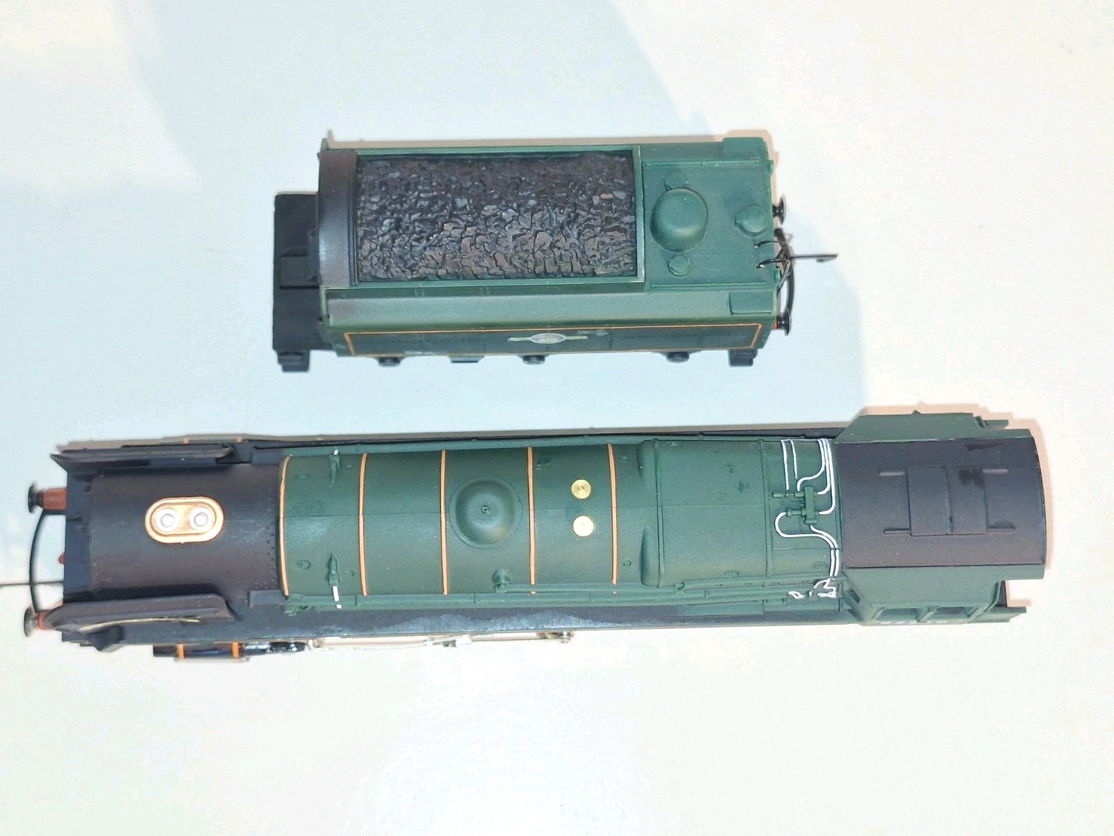 Hornby R065 BR 9F Evening Star Loco #92220. New Old Stock. Mint Cond. Boxed. OO