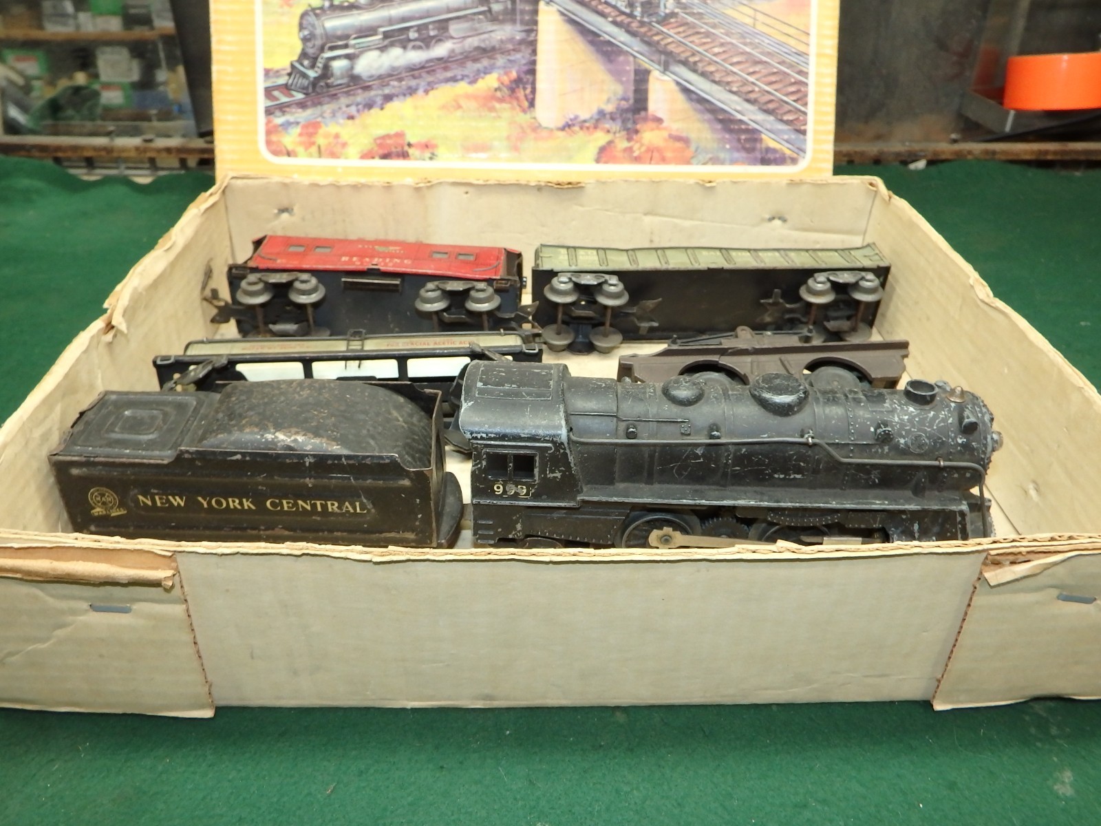 Marx # 999 Locomotive Train Set With Tender And 4 Cars Tested See Description