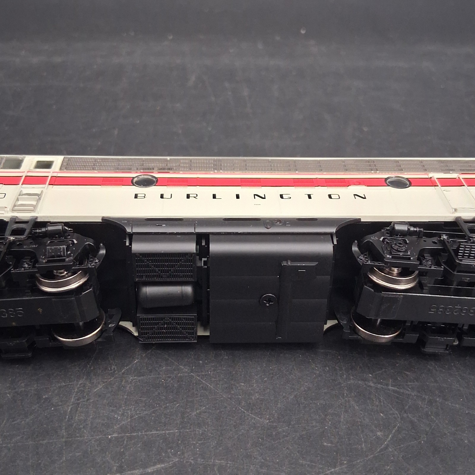 Athearn Genesis HO Gauge DCC G22668 Chicago Burlington & Quincy F7A Freight 700D
