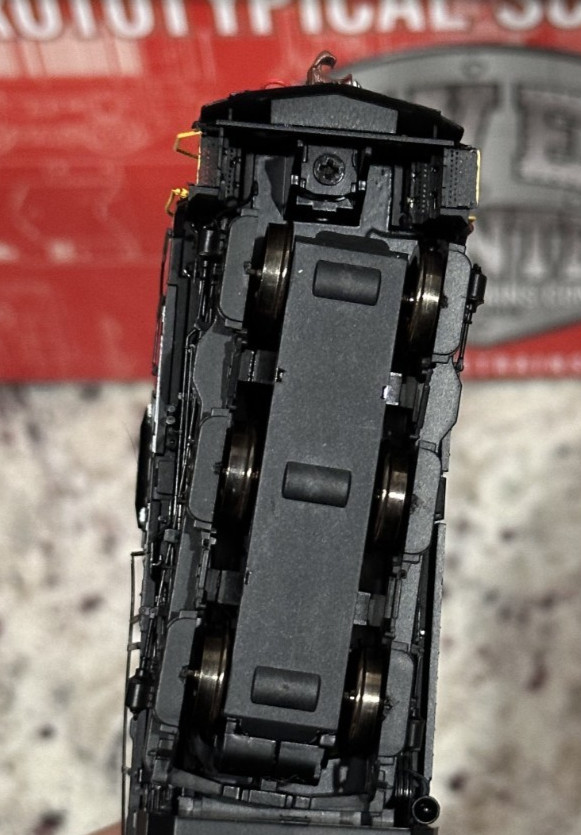 ScaleTrains HO GE C40-9W Norfolk Southern NS #8814 W/ DCC Loksound