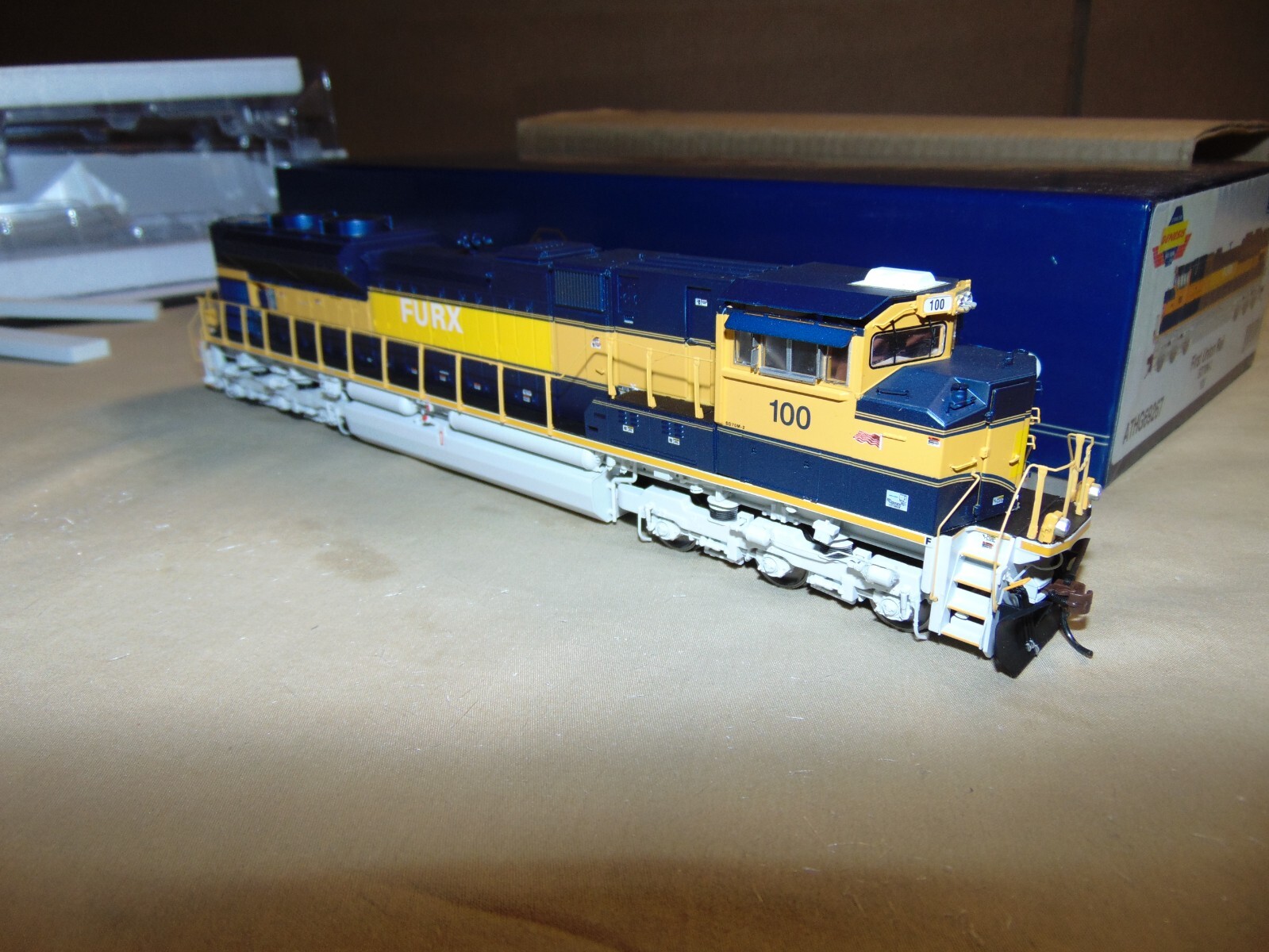 ATHEARN GENESIS HO 69267 FIRST UNION RAIL SD70M-2 DIESEL BRAND NEW/ORIGINAL BOX.