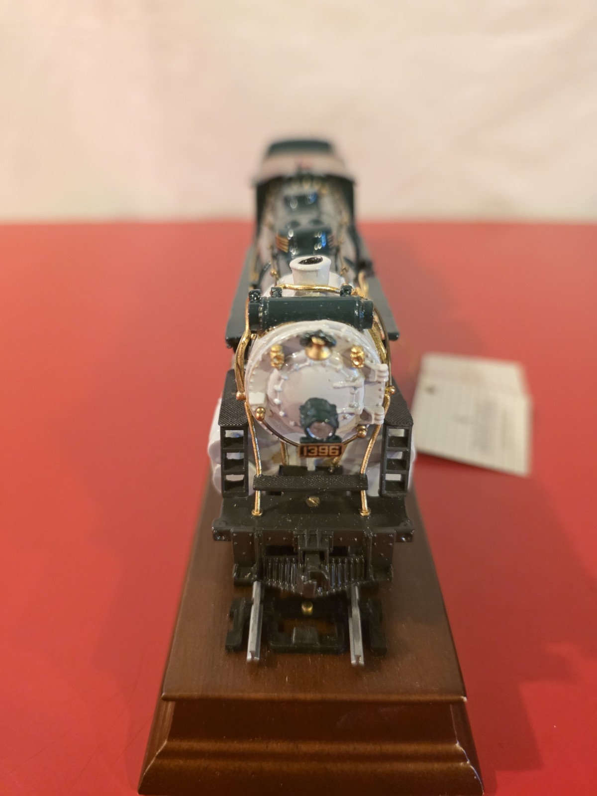 Franklin Mint Train Crescent Limited Steam Locomotive with Rail #1396