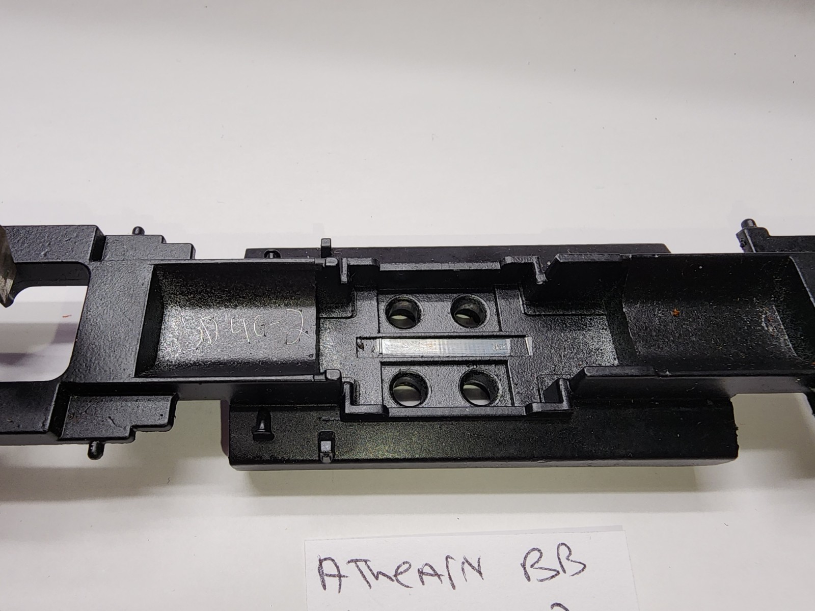 SD40-2 ATHEARN HO SCALE DIECAST METAL UNDERFRAME CHASSIS HEADLIGHT ASSEMBLY LOT