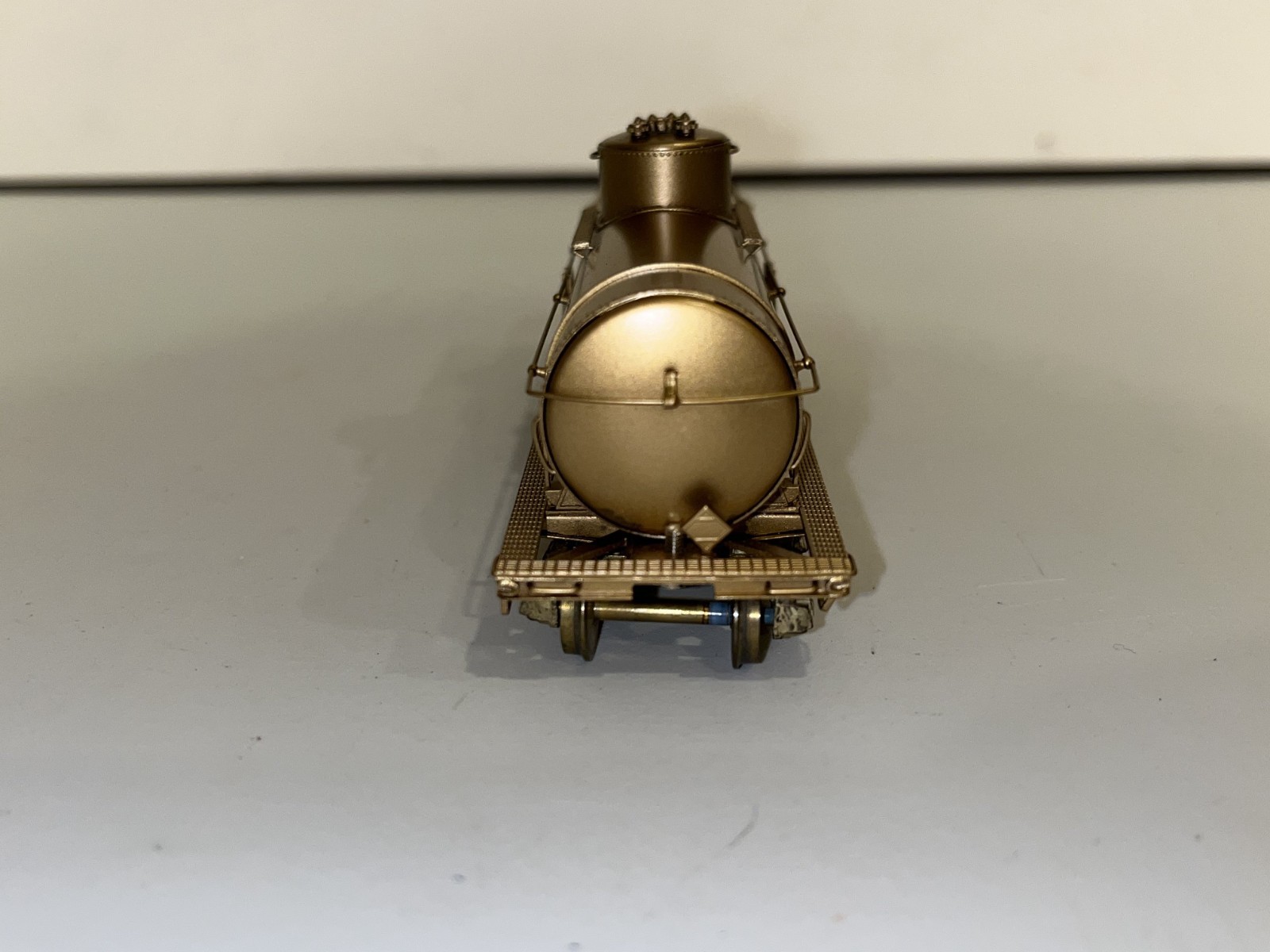Lambert Associates HO Brass ICC 10,000 Gallon Tank Car Type 103 – Grogeous