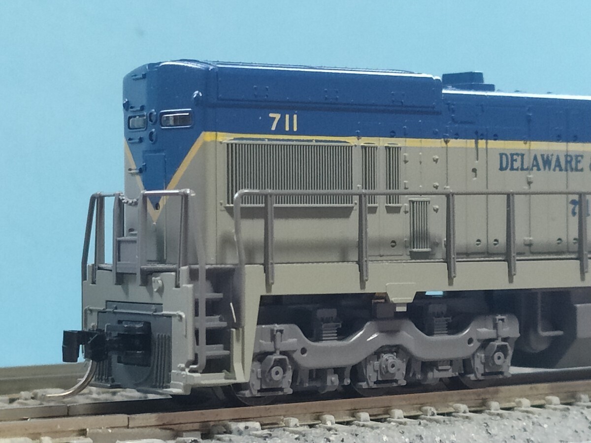 KATO USA 176-175 U30C Delaware Hudson Diesel Locomotive KD Coupler Used in Japan
