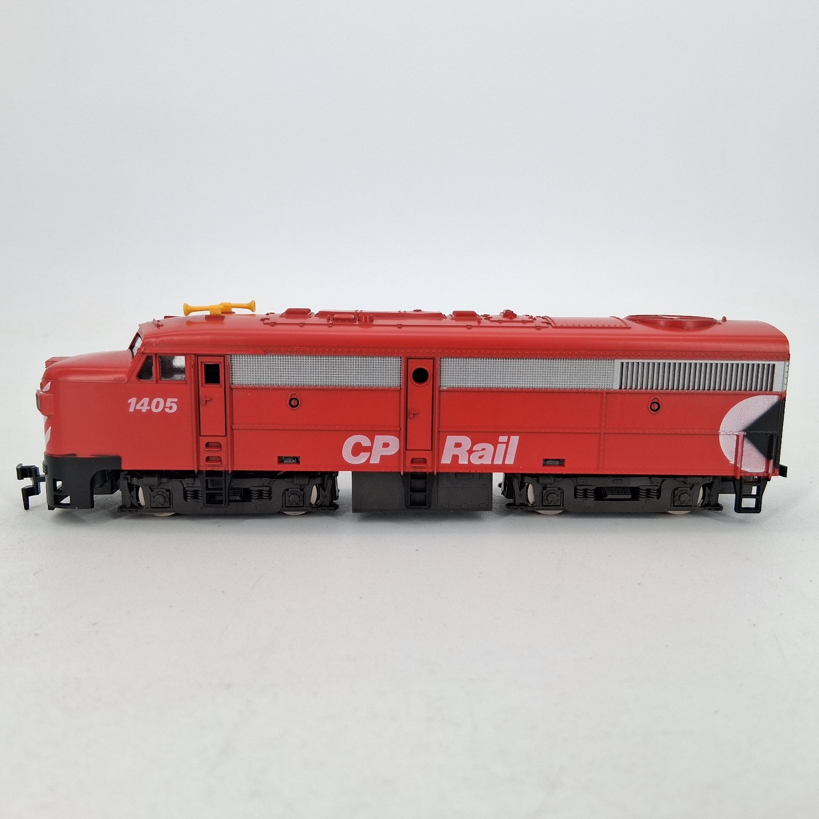 HO Model Power FA2 Canadian Pacific Diesel Locomotive #852 Dummy New Old Stock