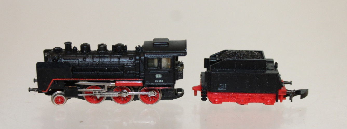 Z- Gauge – Markin – Engines and Freight Cars – Your Choice