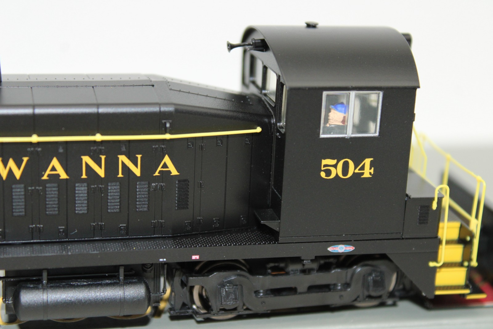 Walthers Proto HO Scale DL&W Lackawanna SW8 Diesel Locomotive #504 DCC
