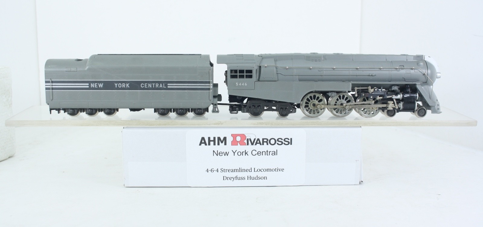 HO Scale AHM Rivarossi New York Central Streamlined 4-6-4 Dreyfuss Hudson