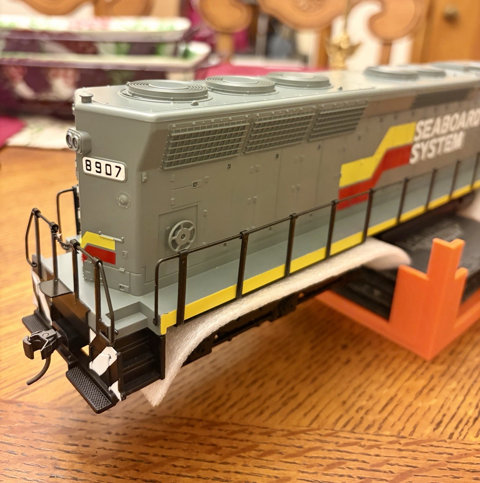 MTH Seaboard SD-45 Diesel 2-Rail O Scale.