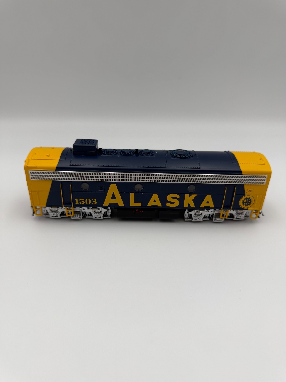 HO Walthers Proto 2000 F-7B Alaska Railroad # 1503 Factory DCC/Sound. NIB