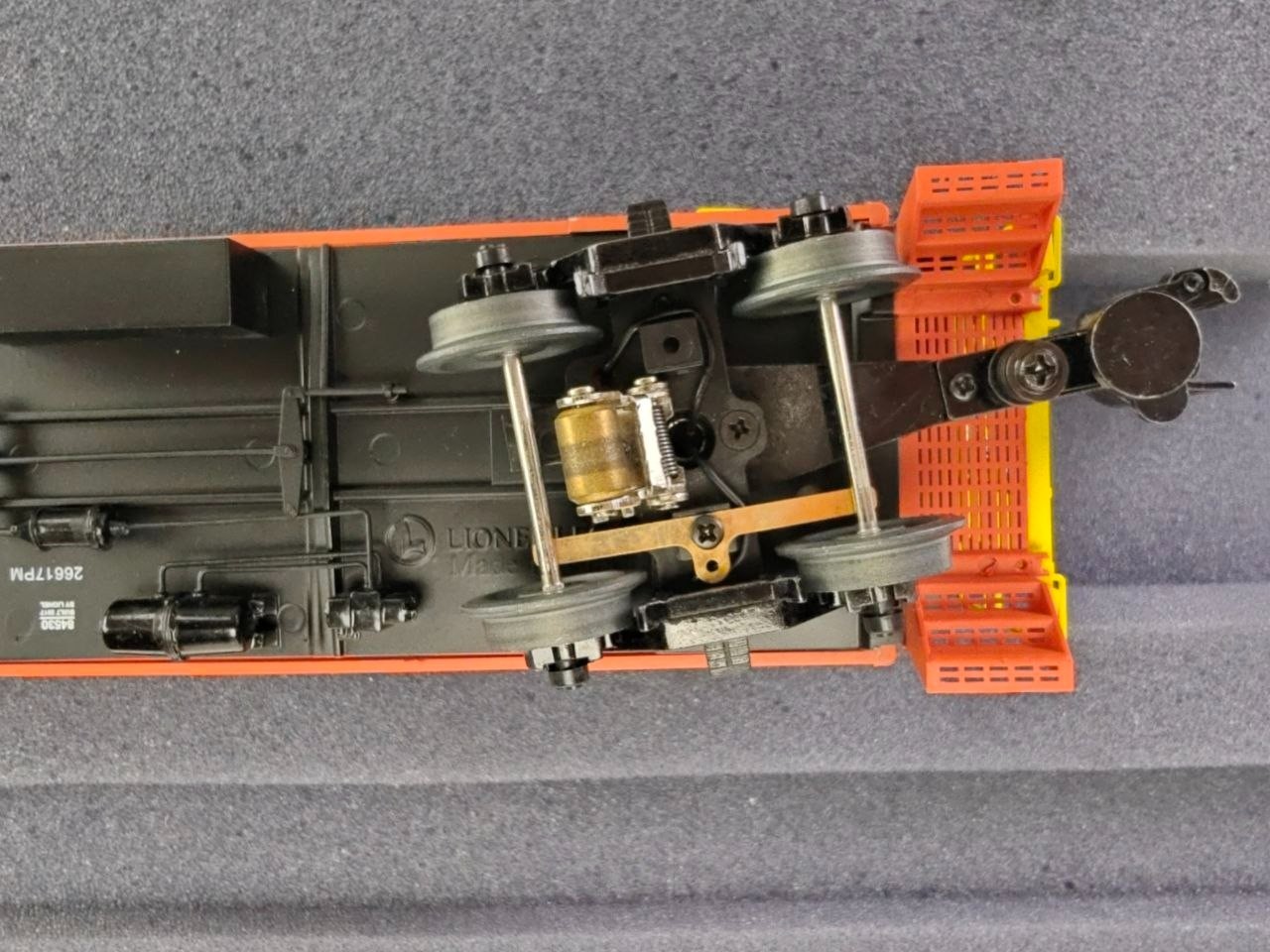Lionel 6-84530 Norfolk Southern #911 O Gauge Caboose Smoke Light READ