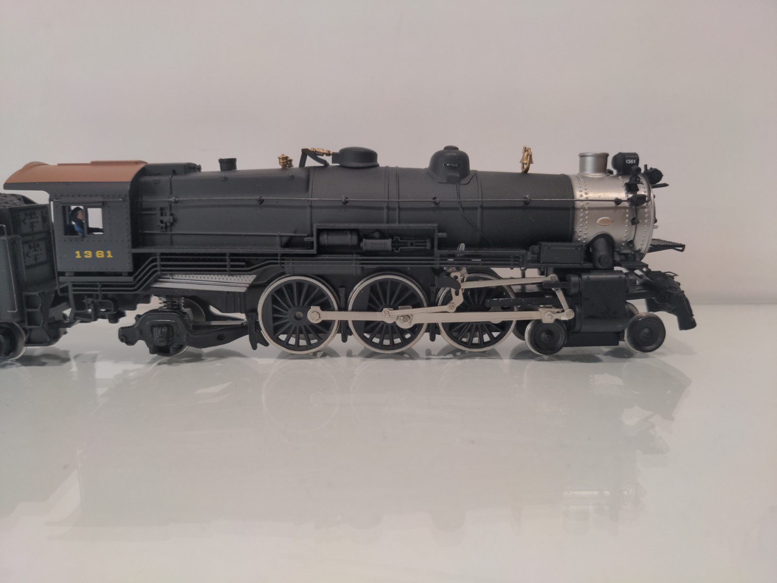 Bachmann Spectrum HO Pennsylvania PRR K4 Pacific 1361