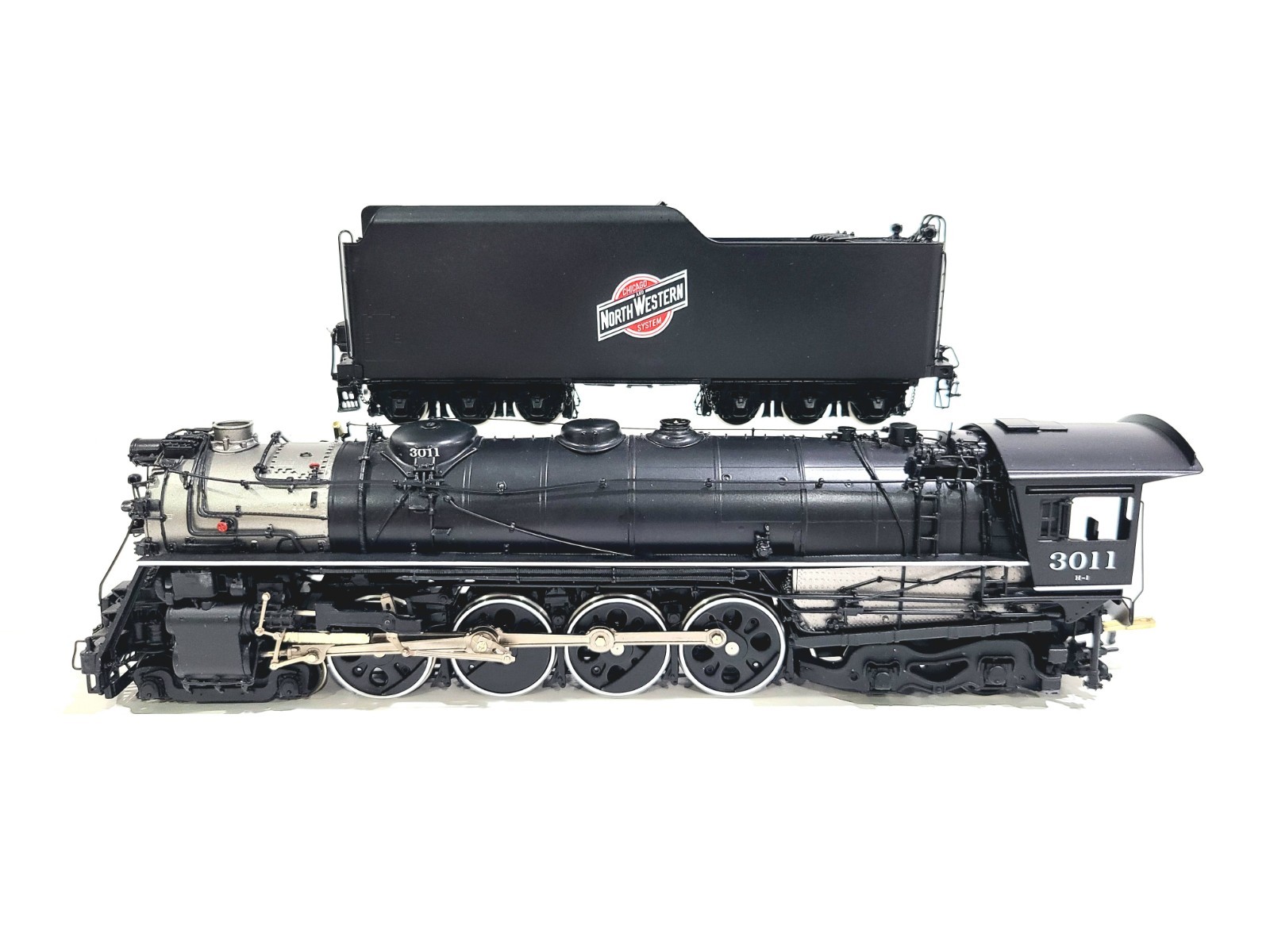 Challenger CIL Samhongsa C&NW H-1 4-8-4 Chicago & NW #3011 HO Brass #2227.1