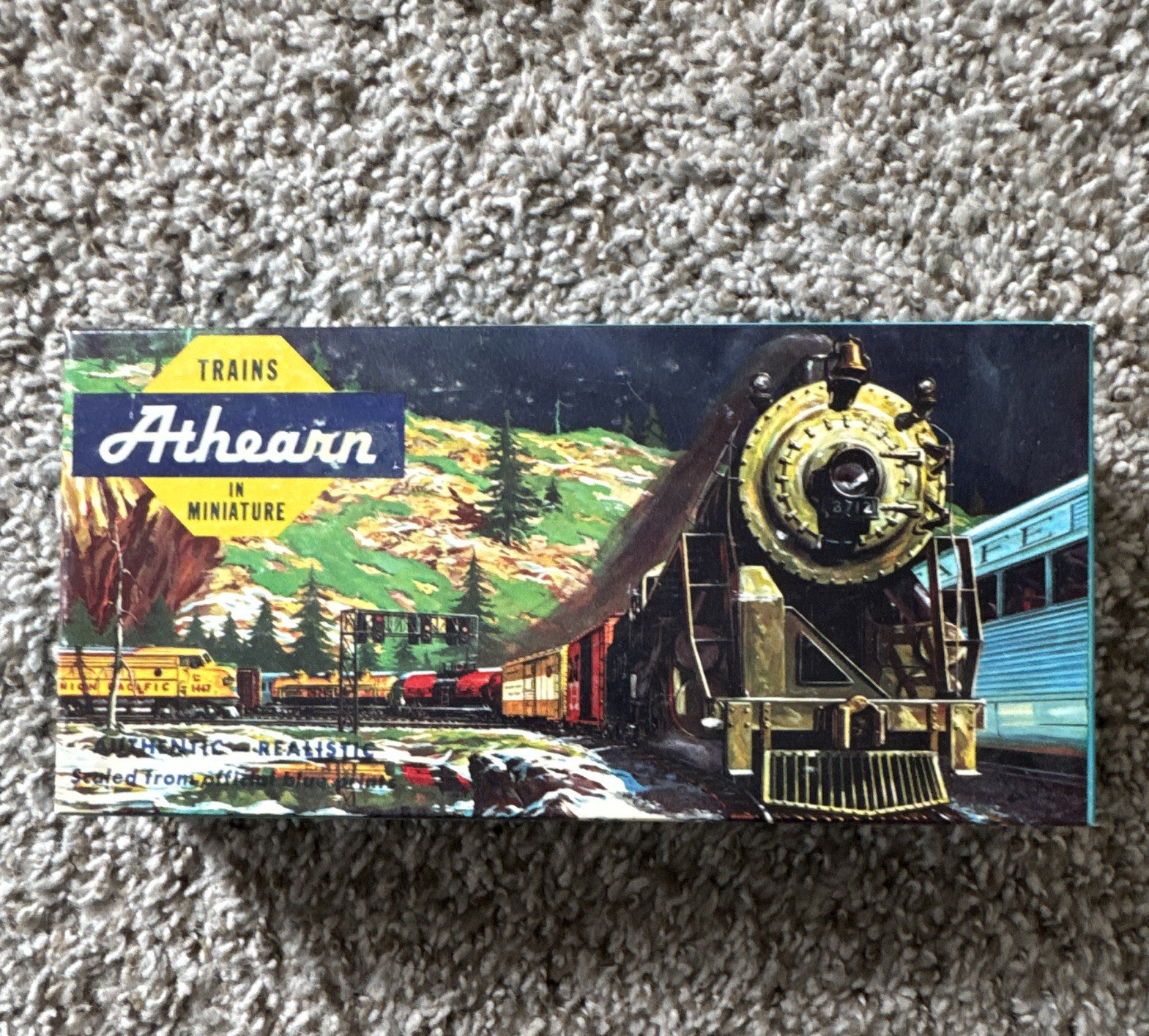 Athearn HO 1:87 F7 Diesel Locomotive Unlettered Black DC Analog 75116