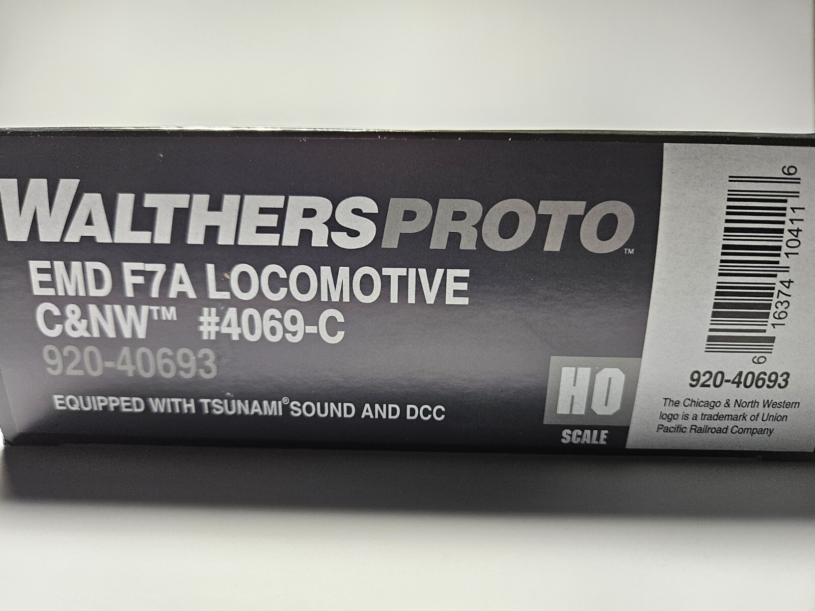 Walthers C&NW EMD F7A #4069-C Equipped With Tsunami Sound & DCC