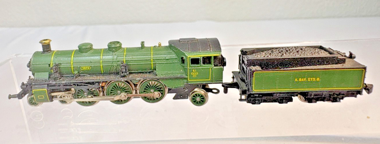 Z Scale Marklin Mini-Club 8102 K.Bay.Sts.B Bavarian S3/6 4-6-2 Loco & Passenger