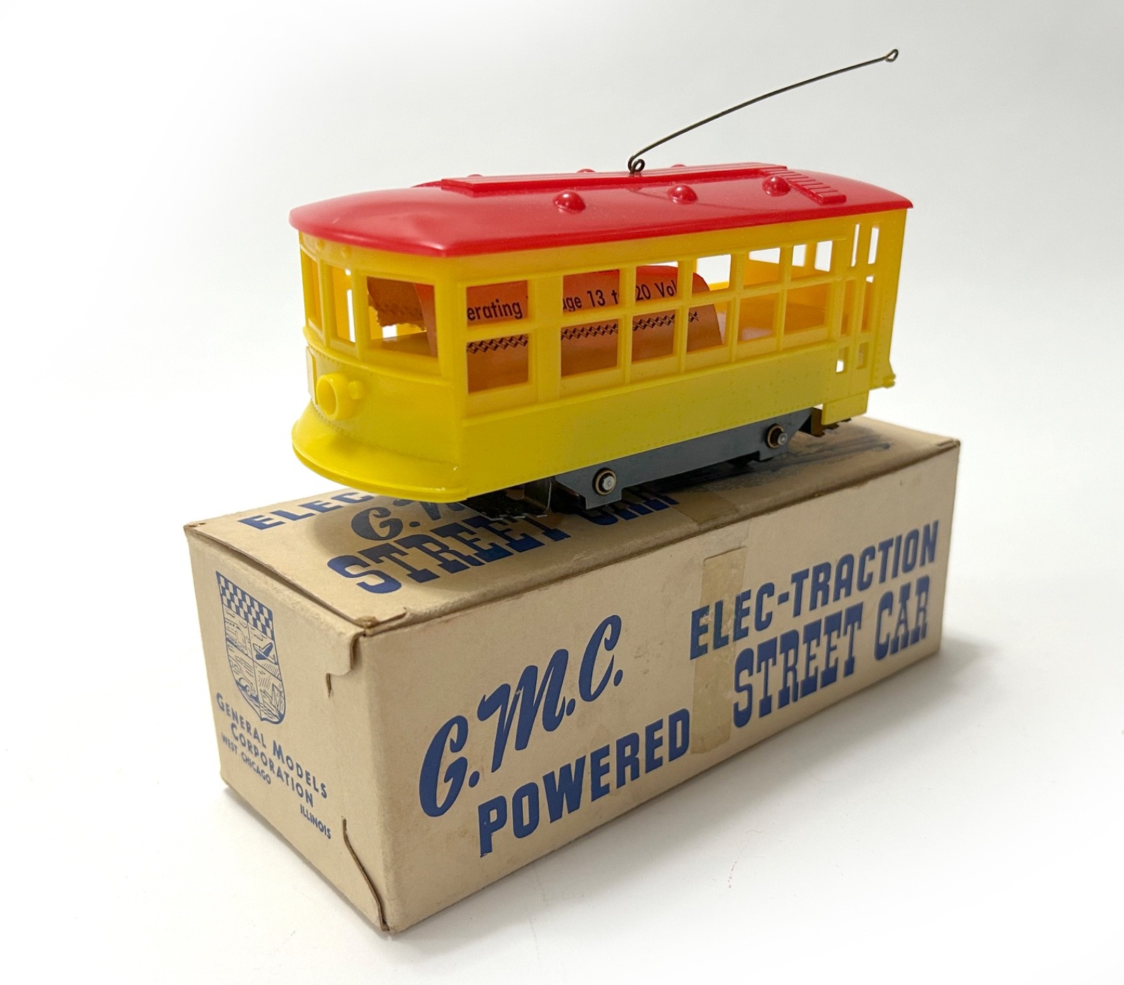 SCARCE GMC Motorized Street Car ELEC-TRACTION Powered MINT C10 OB