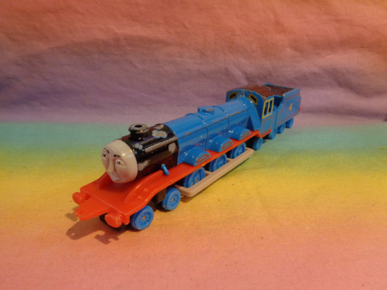 ERTL Vintage 1989 Thomas & Friends Gordon the Tank Engine #4 Train