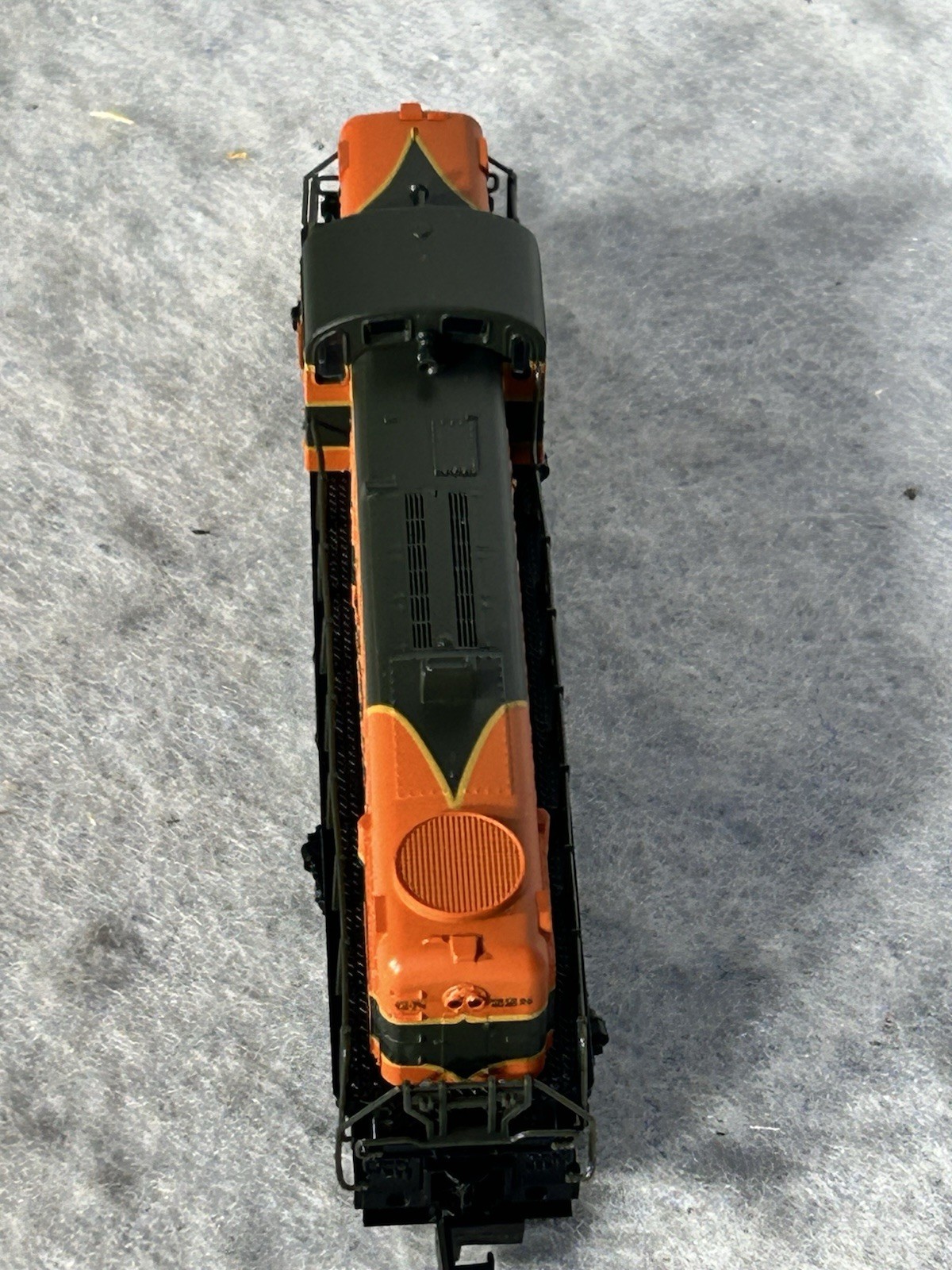 Colorful Atlas Classic Great Northern RR Alco RS-3 Loco N Gauge