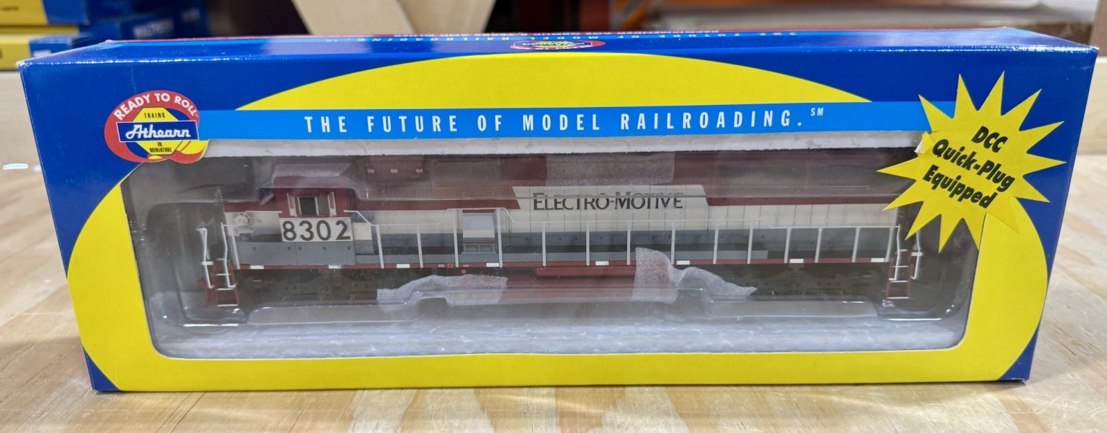 Athearn 91681 HO EMD Lease SD-60 Road Number 8302 New! DCC Ready