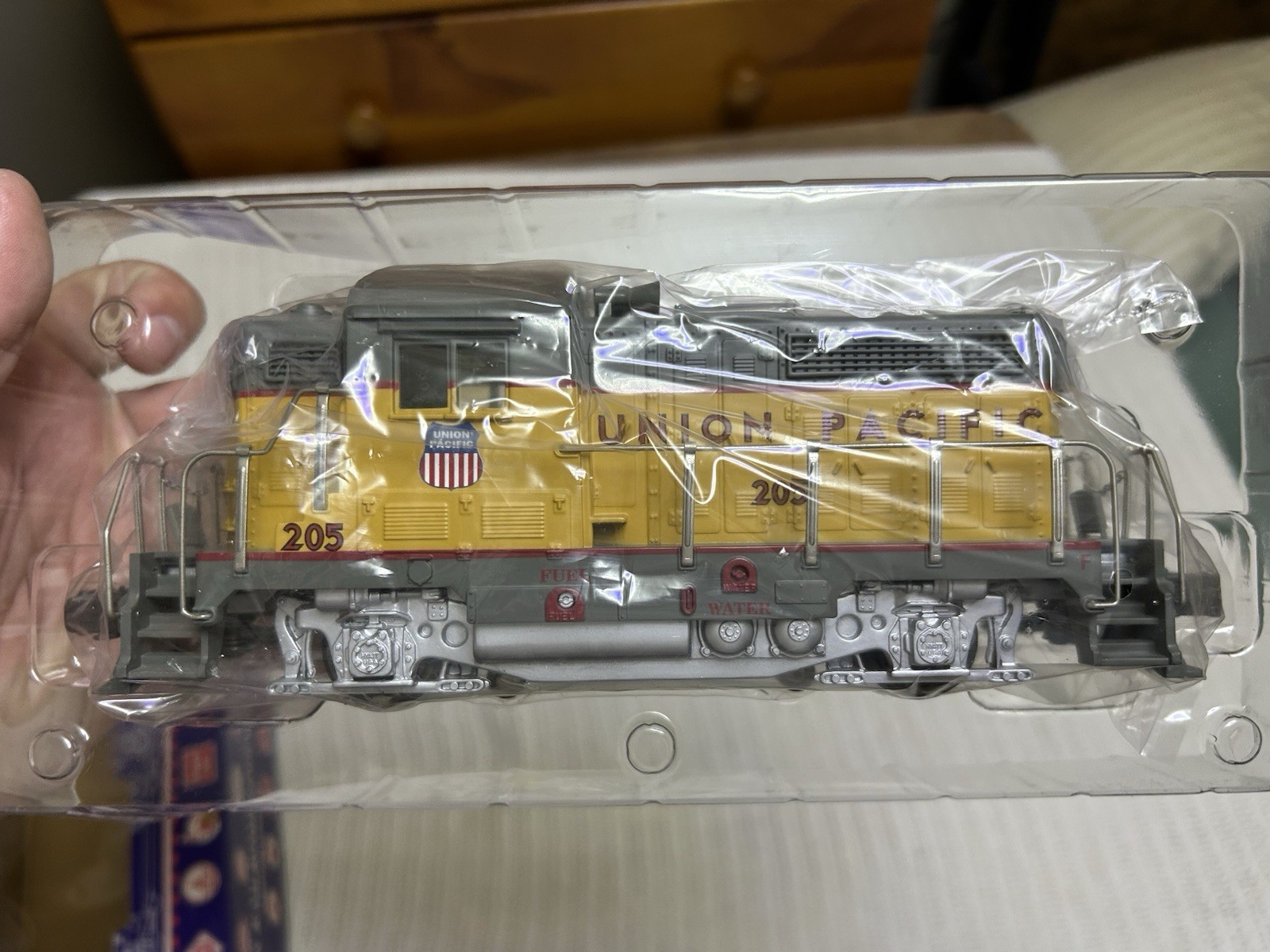 O RMT 4173 UP Diesel #205 GP Diesel Locomotive – (LNIB)
