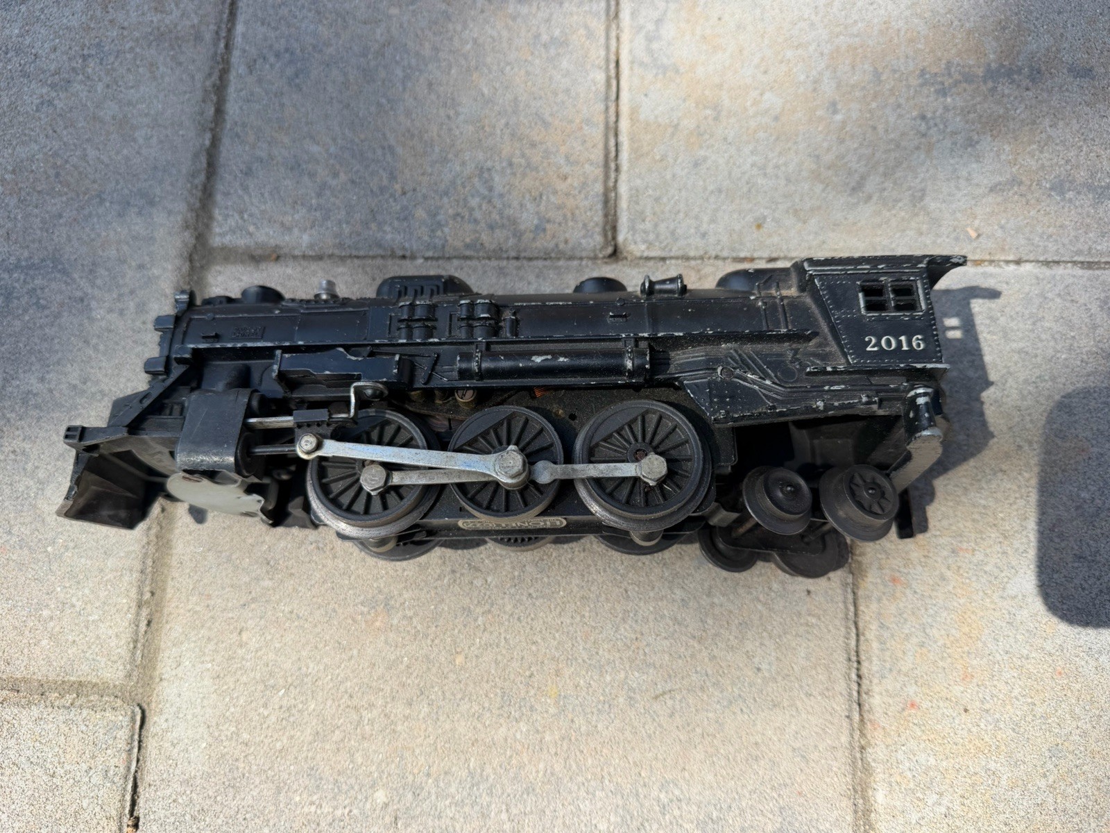 Vintage 1950s Lionel Postwar #2016 Steam Locomotive Train O O27 Gauge
