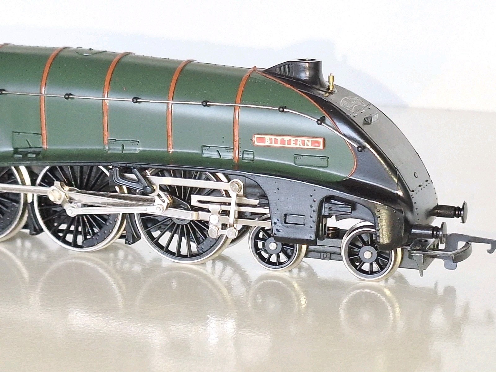 Hornby R698 Tees Tyne Pullman Boxed Set & Track. New Old Stock. Mint Cond. OO
