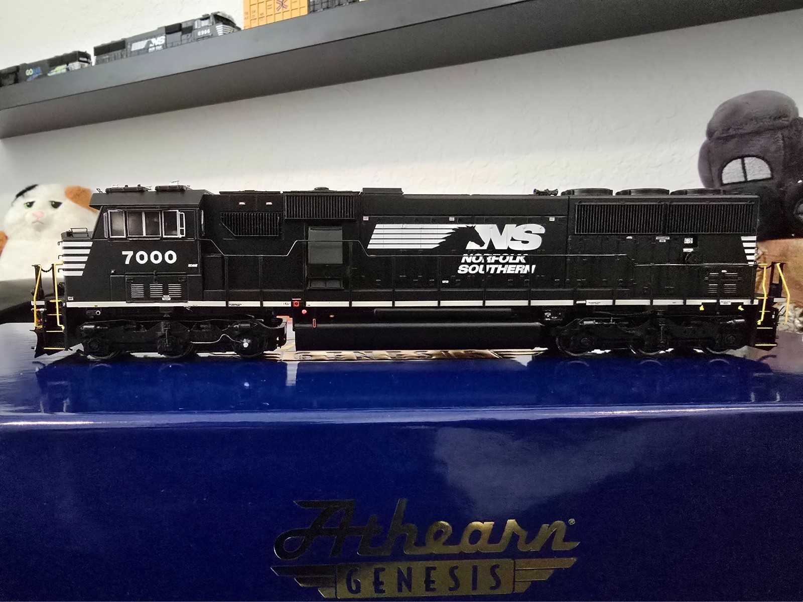 Athearn Genesis HO SD60E Norfolk Southern 7000 DC (DCC Ready) ATHG65195