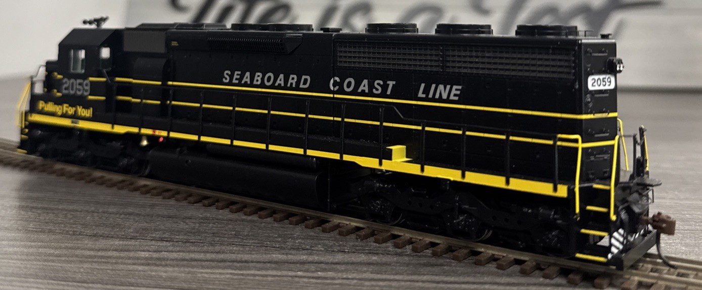 Athearn Genesis HO #G67065 Seaboard Coast Line SD45-2 #2059 – DCC Ready/LNIB!