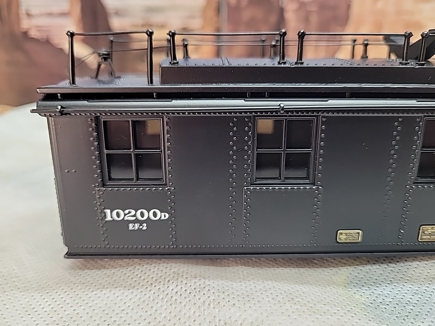 MTH O Gauge Electric Cab EF-2 # 10200D Diecast Shell
