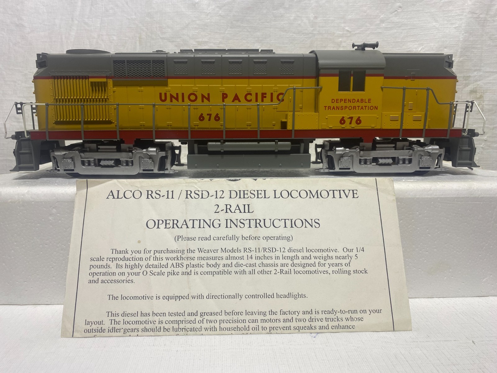O Scale Weaver DS 1404S UP RS-11/RSD-12 Diesel Locomotive RD#676 2 Rail