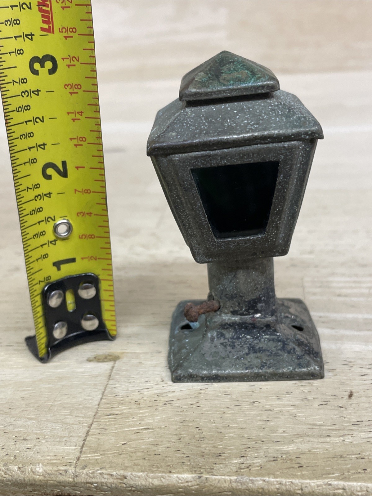 Antique Lantern Lamp Light Green Red Clear Glass Car Accessory model Train