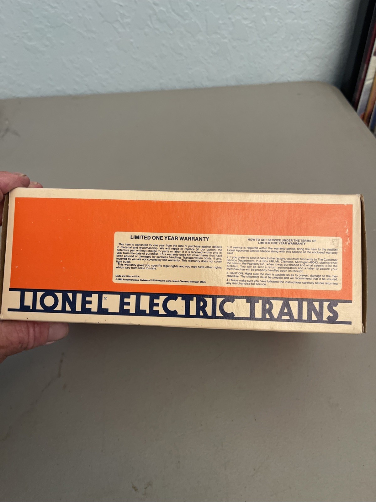 NEW LIONEL Alaska Railroad Motorized Diesel Locomotive 6-8368
