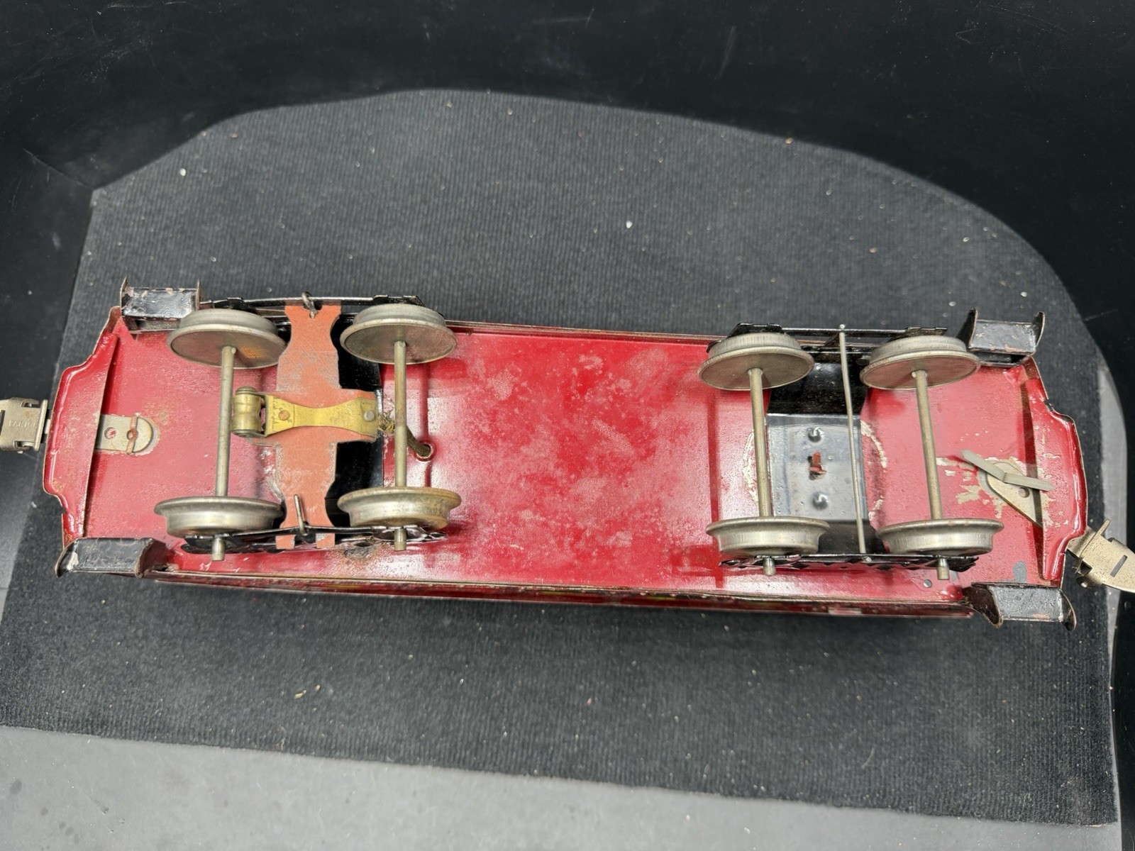 Pre-War Ives/Lionel Wide Gauge Electric Locomotive With Cars And Track Untested