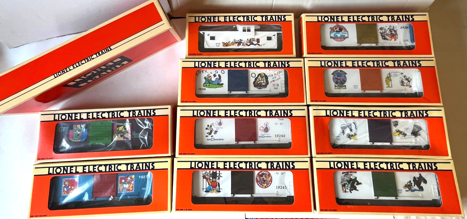 Lionel Disney 1992-1995 Mickey Mouse Express 11-Piece Train Set – New Never Run