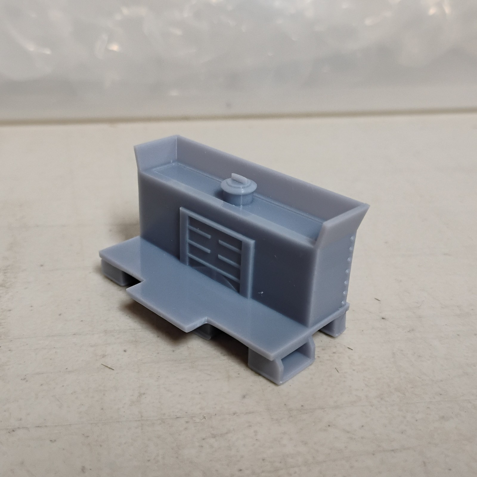 On30 LONG SIDE TANKS AND BUNKER for Bachmann Mogul 2-6-0. RESIN 3D Print.