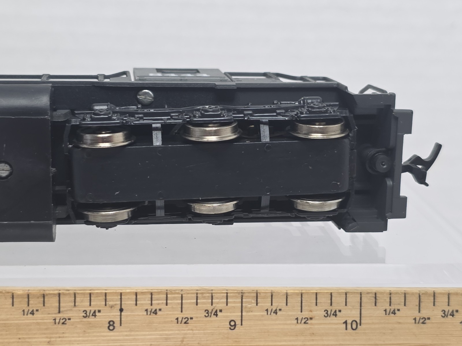 AHM HO Scale 5030-06 Southern Pacific 8444 EMD SD-40 Diesel Loco W/Flywheel NOS