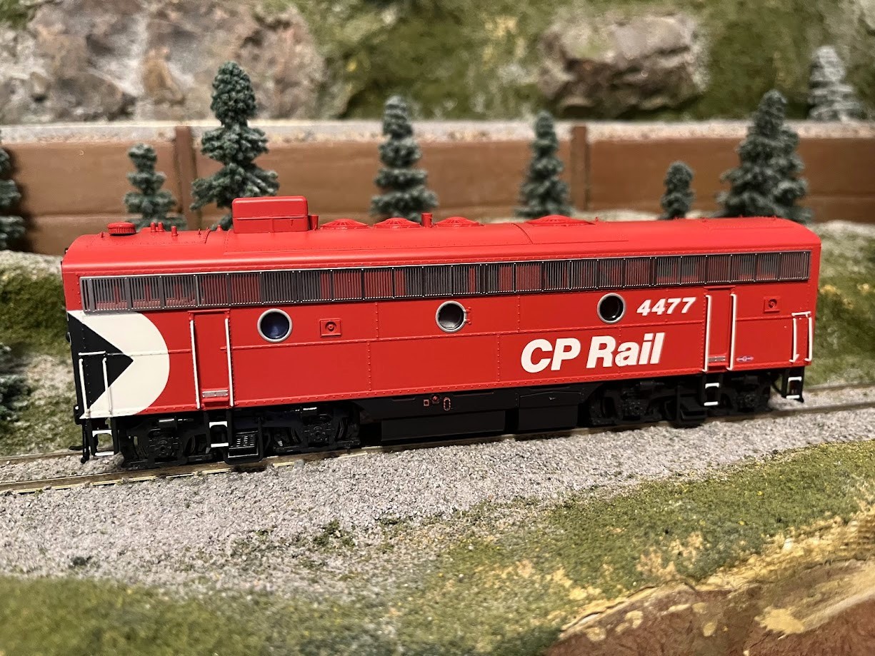 HO Scale Walthers Proto F7B CP Rail – NIB